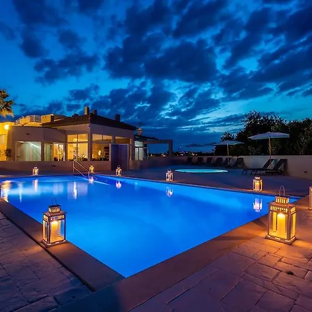 Placid Village * 卡武埃鲁