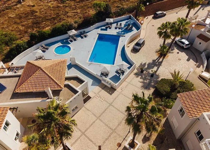 Placid Village アパート カルヴォエイロ