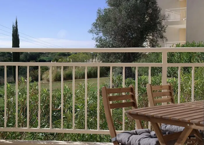 Placid Village カルヴォエイロ