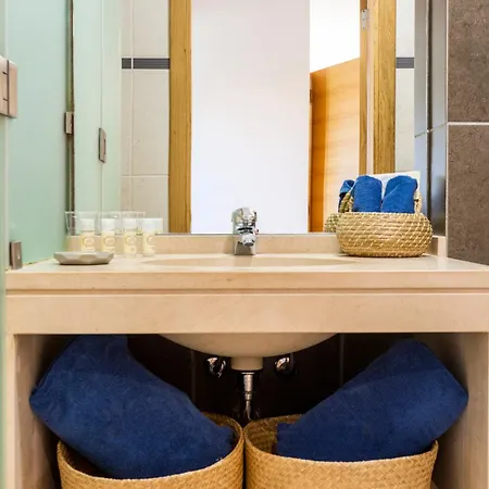 Placid Village Apartment